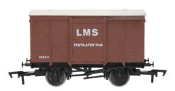 Dapol OO Gauge LMS Ventilated Van Model Wagon 4F-011-038
