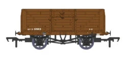 Rapido UK OO Gauge SR 8-Plank Wagon - S10953 SR Brown BR Letters 940028