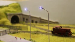Railscenix Street Lighting 120mm HO OO Scale LEDs (Set Of 10) -Model Rails Shop IMG 8901 36363.1643112330
