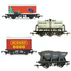 Hornby OO Gauge Christmas Mixed Freight Bundle (x4 Wagons)