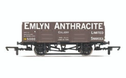 Hornby OO Gauge 21T Coal Wagon, Emlyn Anthracite - R60111