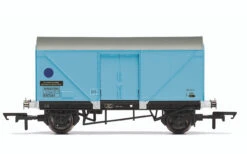 Hornby OO Gauge BR, 12T Fish Van - R60114