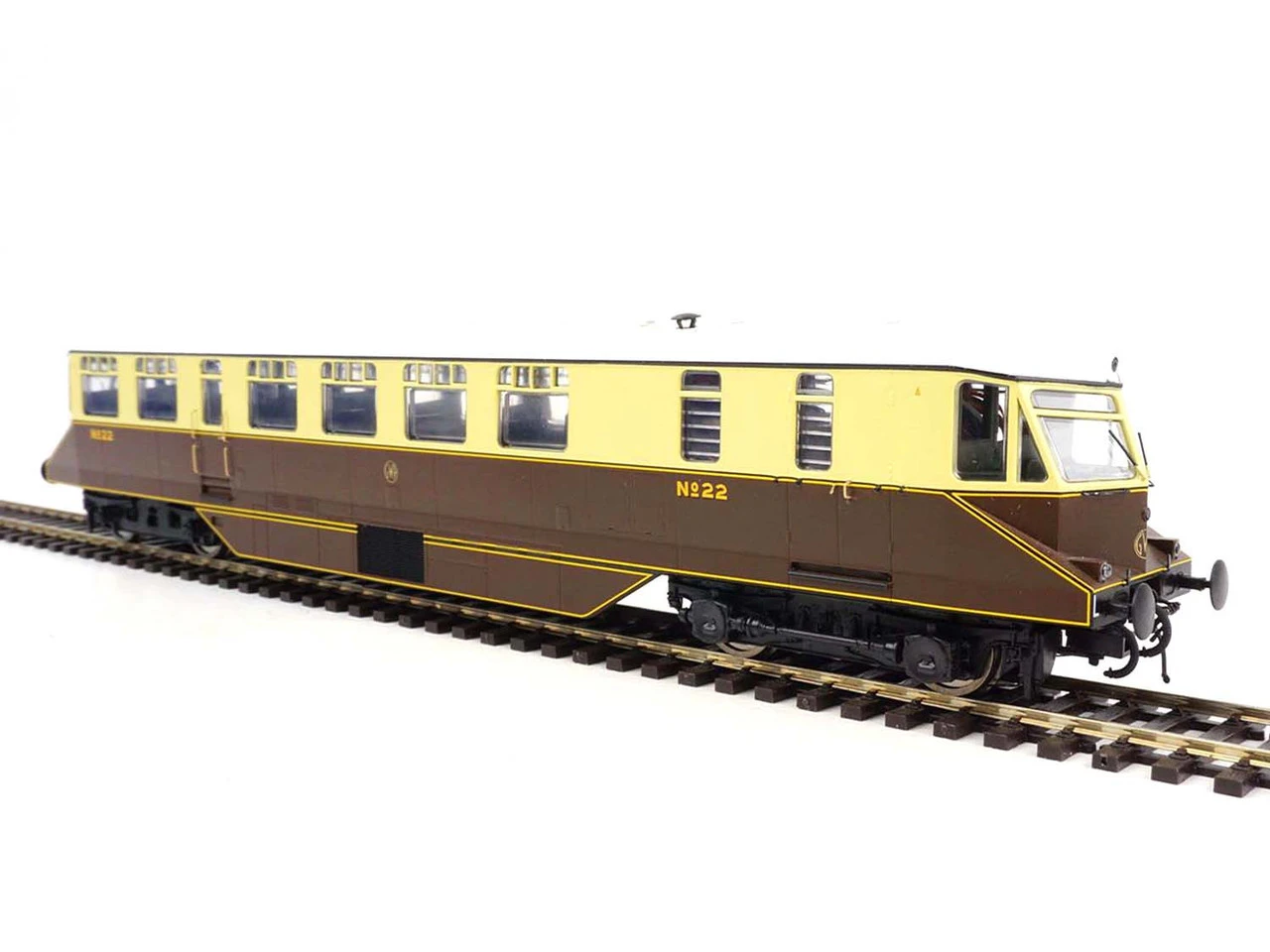 Heljan OO Gauge AEC Railcar 23 GWR Chocolate/Cream Model Railway DMU 19406 1 Heljan OO Gauge AEC Railcar 23 GWR Chocolate/Cream Model Railway DMU 19406